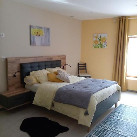 Jonquille Chic La Piccola Venezia Bed and Breakfast Vrécourt Eksteriør billede